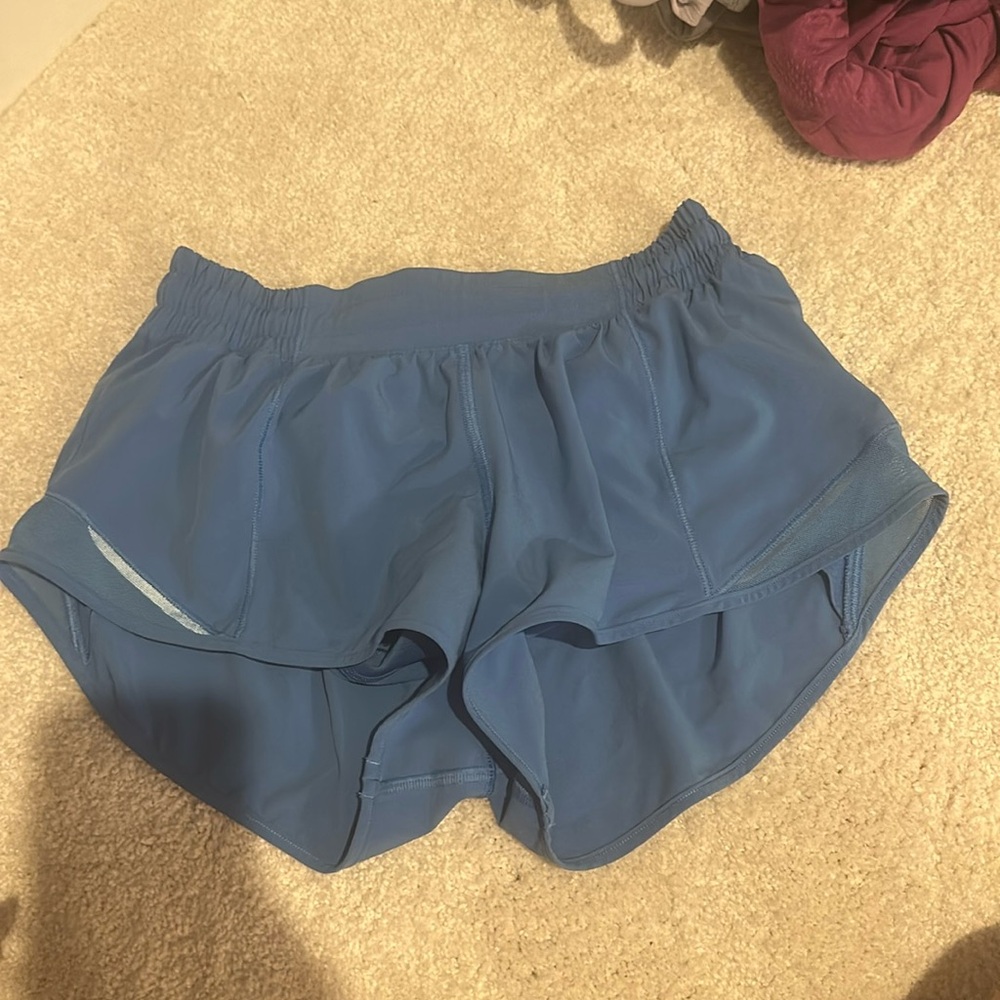 Lululemon hotty hot 2.5”